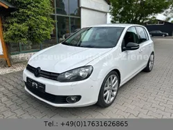 Weiß Gebraucht 2010 VW Golf VI Team Limousine | 6.499 € (Etwas zu teuer)