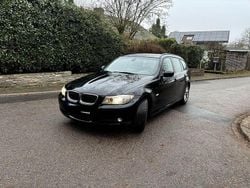 Schwarz Gebraucht 2012 BMW 320 Limousine | 6.950 € (Guter Preis)