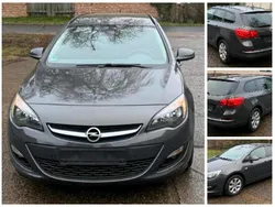 Grau Gebraucht 2016 Opel Astra Kombi | 10.990 € (Etwas zu teuer)