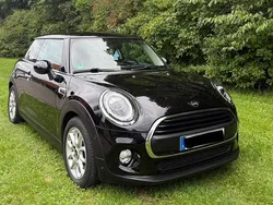 Schwarz Gebraucht 2018 Mini ONE Kleinwagen | 15.900 € (Teuer)