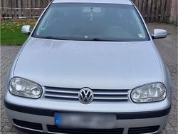 Grau Gebraucht 2003 VW Golf Limousine | 2.100 € (Fairer Preis)