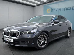 Schwarz Gebraucht 2024 BMW 520 Limousine | 54.949 € (Fairer Preis)