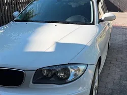 Weiß Gebraucht 2008 BMW 120 Kleinwagen | 6.400 € (Fairer Preis)