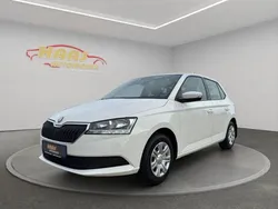 Weiß Gebraucht 2020 Skoda Fabia Active Limousine | 10.990 € (Fairer Preis)