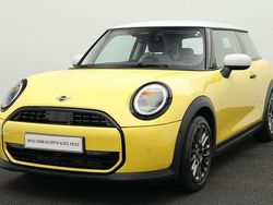 Gelb Gebraucht 2024 Mini Cooper Classic Kleinwagen | 26.255 € (Etwas zu teuer)