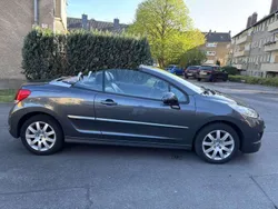 Grau Gebraucht 2013 Peugeot 207 CC Allure Cabrio | 6.200 € (Fairer Preis)