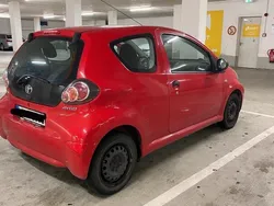 Rot Gebraucht 2010 Toyota Aygo Kleinwagen | 3.200 € (Fairer Preis)