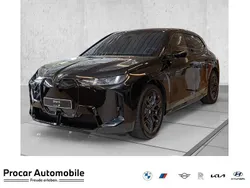 Schwarz Neu 2025 BMW iX M Sport SUV | 90.300 € (Etwas zu teuer)