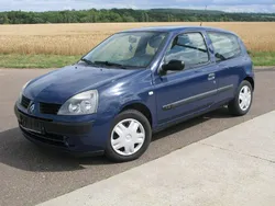 Blau Gebraucht 2006 Renault Clio II Kleinwagen | 1.600 € (Fairer Preis)