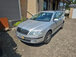 Silber Gebraucht 2006 Skoda Octavia Classic Kombi | 3.300 € (Fairer Preis)