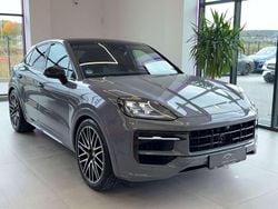 Arktikgrau Gebraucht 2024 Porsche Cayenne S Coupe Coupé | 129.950 €