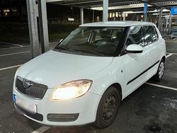 Weiß Gebraucht 2008 Skoda Fabia Limousine | 5.700 € (Teuer)