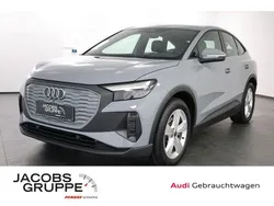 Grau Gebraucht 2022 Audi Q4 Sportback e-tron Basis SUV | 27.960 € (Fairer Preis)