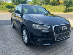 Brillantschwarz Gebraucht 2014 Audi Q3 SUV | 11.000 € (Fairer Preis)