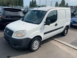 Weiß Gebraucht 2005 Fiat Doblò Van / Kleinbus | 1.999 € (Teuer)