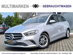 Iridiumsilber Gebraucht 2020 Mercedes B180 Style Van / Kleinbus | 20.990 € (Etwas zu teuer)