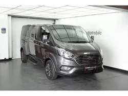 Grau Gebraucht 2021 Ford Tourneo Custom Titanium Van / Kleinbus | 35.800 € (Fairer Preis)