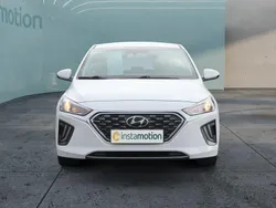 Weiß Gebraucht 2020 Hyundai Ioniq Limousine | 16.549 € (Fairer Preis)