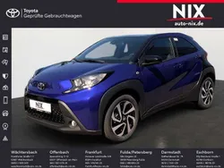 Juniperblue / night sky black Neu 2024 Toyota Aygo Team Kleinwagen | 17.500 €