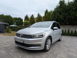 Silber Gebraucht 2017 VW Touran Highline Van / Kleinbus | 17.299 € (Fairer Preis)