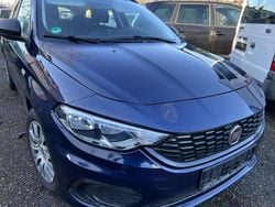 Blau Gebraucht 2017 Fiat Tipo Easy Kombi | 9.950 € (Fairer Preis)
