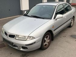 Silber Gebraucht 1999 Mitsubishi Carisma Limousine | 1.750 €