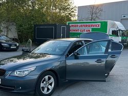Grau Gebraucht 2007 BMW 523 Limousine | 4.000 € (Guter Preis)