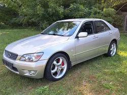 Silber Gebraucht 2001 Lexus IS200 Limousine | 9.700 € (Teuer)