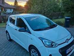 Weiß Gebraucht 2017 Hyundai i10 Kleinwagen | 7.900 € (Fairer Preis)