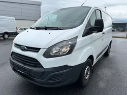Frostweiß Gebraucht 2018 Ford Transit Custom Van / Kleinbus | 9.390 €