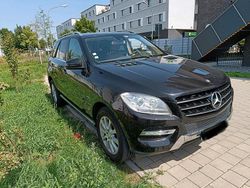 Schwarz Gebraucht 2011 Mercedes ML350 SUV | 11.250 € (Superpreis)