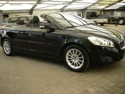 Schwarz Gebraucht 2011 Volvo C70 Kinetic Cabrio | 9.950 € (Guter Preis)