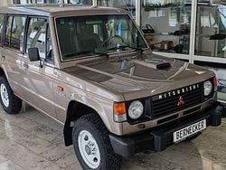Braun Gebraucht 1992 Mitsubishi Pajero SUV | 40.000 €