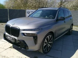 Grau Gebraucht 2025 BMW X7 M Sport SUV | 123.900 € (Fairer Preis)