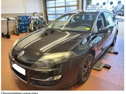 Schwarz Gebraucht 2013 Renault Laguna GrandTour Initiale Paris Kombi | 8.500 € (Teuer)