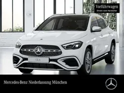 Polarweiß Gebraucht 2024 Mercedes GLA200 AMG SUV | 42.900 € (Fairer Preis)