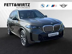 Manhattan metallic Gebraucht 2024 BMW X5 M Sport SUV | 80.900 € (Guter Preis)