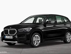 Schwarz Gebraucht 2021 BMW X1 Advantage SUV | 25.990 € (Fairer Preis)