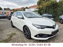 White crystal shine Gebraucht 2015 Toyota Auris Team Limousine | 9.499 € (Fairer Preis)