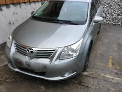 Grau Gebraucht 2011 Toyota Avensis Kombi | 7.000 € (Fairer Preis)