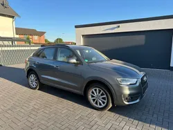 Grau Gebraucht 2013 Audi Q3 SUV | 11.000 € (Guter Preis)