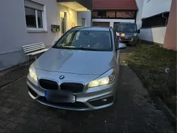 Silber Gebraucht 2017 BMW 225 iPerformance Kleinwagen | 13.000 €