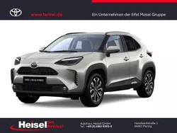 Silber Neu 2025 Toyota Yaris Cross SUV | 29.960 € (Fairer Preis)