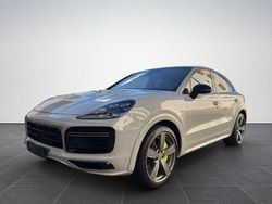 Grau Gebraucht 2021 Porsche Cayenne Turbo S SUV | 99.999 € (Fairer Preis)