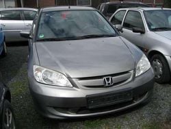 Grau Gebraucht 2005 Honda Civic Hybrid Limousine | 2.299 €