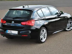 Schwarz Gebraucht 2017 BMW 118 Kleinwagen | 12.800 € (Fairer Preis)