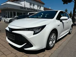 Weiß Gebraucht 2021 Toyota Corolla Business Edition Limousine | 13.990 € (Fairer Preis)