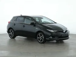 Schwarz Gebraucht 2019 Toyota Auris Hybrid Team Limousine | 16.560 € (Fairer Preis)