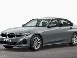 Skyscraper grau Gebraucht 2024 BMW 330e Limousine | 44.810 € (Fairer Preis)
