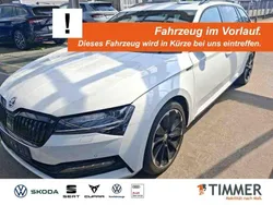 Weiss Gebraucht 2022 Skoda Superb Sport Limousine | 30.450 € (Fairer Preis)